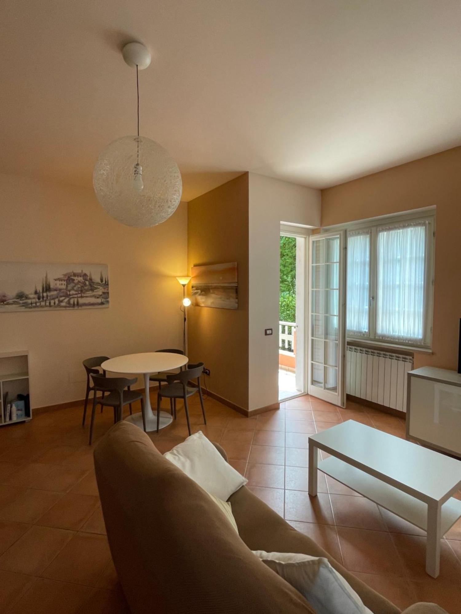 Apartamento Sirmione Exterior foto